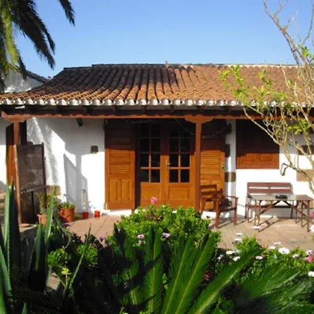 House With Pool: San Cristobal Retreat Holiday home *